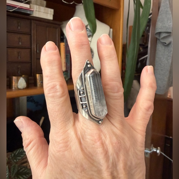 Acid Queen Amplifier Ring, Size 8 - Picture 6 of 10